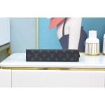 Louis Vuitton 𝙋𝙊𝘾𝙃𝙀𝙏𝙏𝙀 𝙑𝙊𝙔𝘼𝙂𝙀 French 🇫🇷 original leather M61692